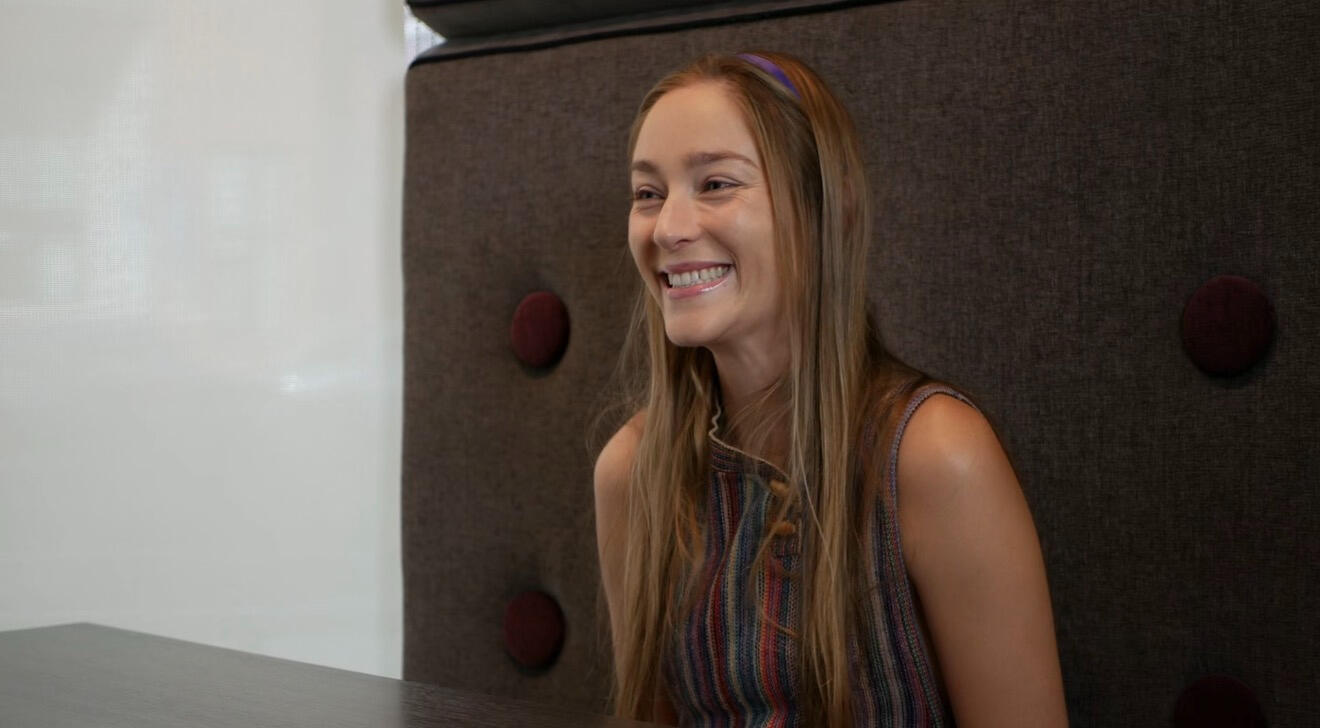Jane Pietruszka as Jessica in Ghosted
